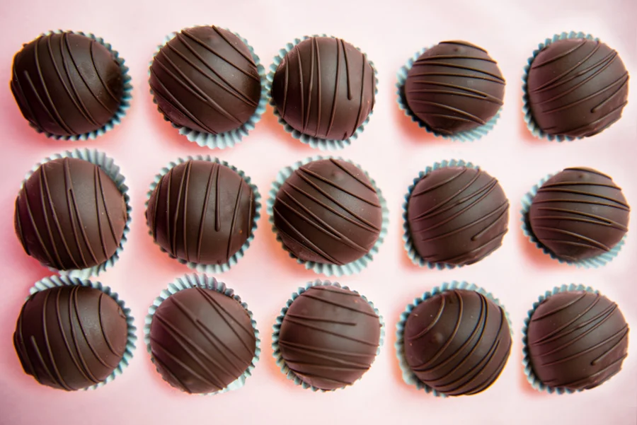 Creme_Truffles-2 copy.jpg