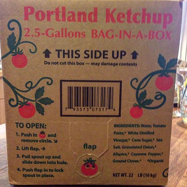 What do you get the family that loves #ketchup to a fault? The best in the world! @portlandiafoods Portland Ketchup. 2.5 gallons of it in a shelf-stable bag-in-a-box. We'll be lucky if this makes it to summer grill season! #pdx #pnw #cascadiaexplored #oregon #gorgelife