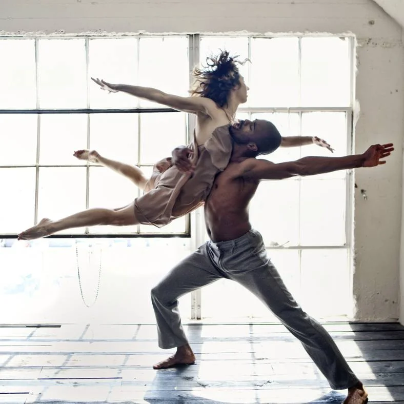 INVErTIGO DANCE THeatre