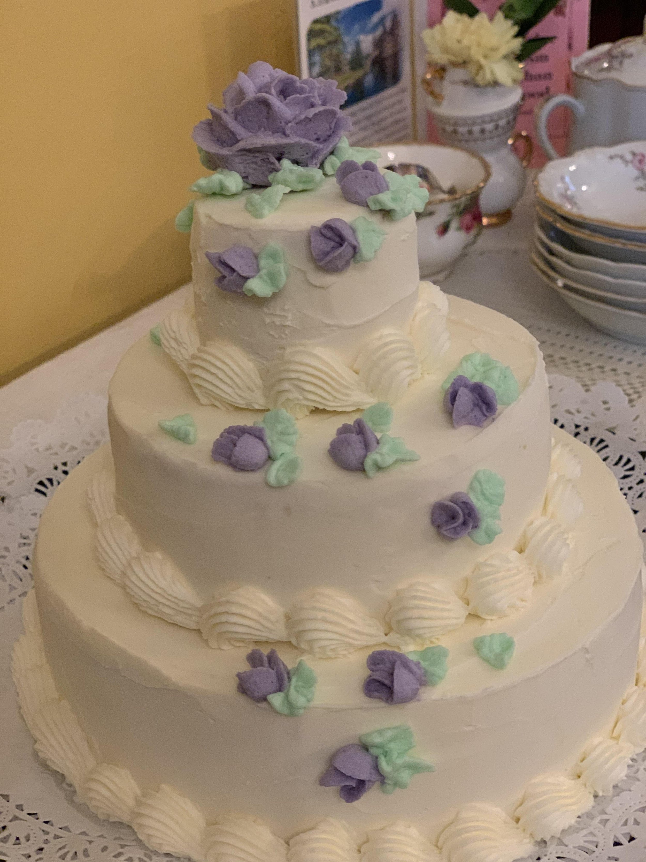 Wedding Cake Photo May 2021-min.jpg