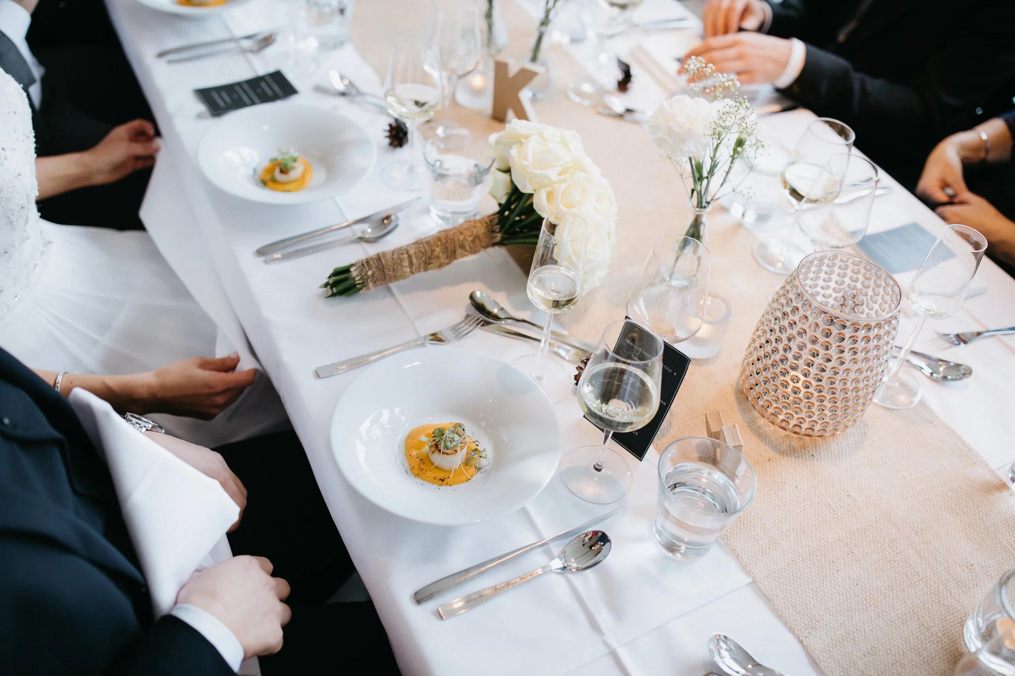 Krista + Janne-120.jpg