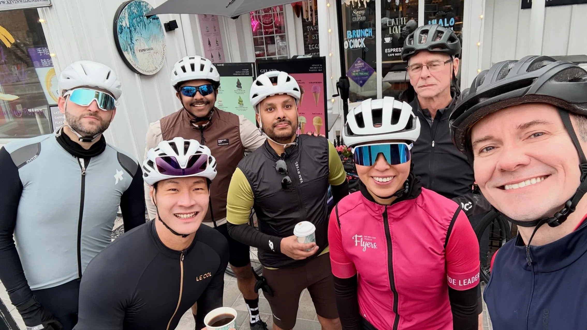 Saturday ride energy: 10/10.
Spring temperatures: still under review 😂☀️

Tag us in your ride pics! 

#CyclingCommunity 
#groupride 
#dhflyerscc
#torontosfriendliestcyclingclub