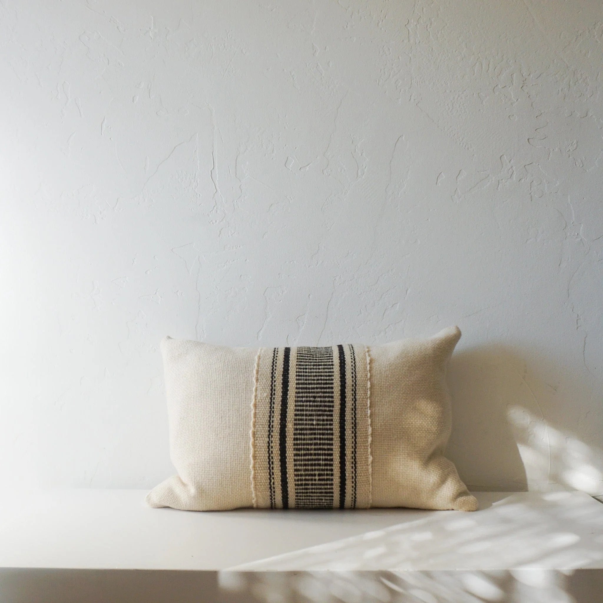 treko-pillows-makun-collection-white-black-lazo-pillow-24-x-15-by-treko-38843805106431 (1).jpeg