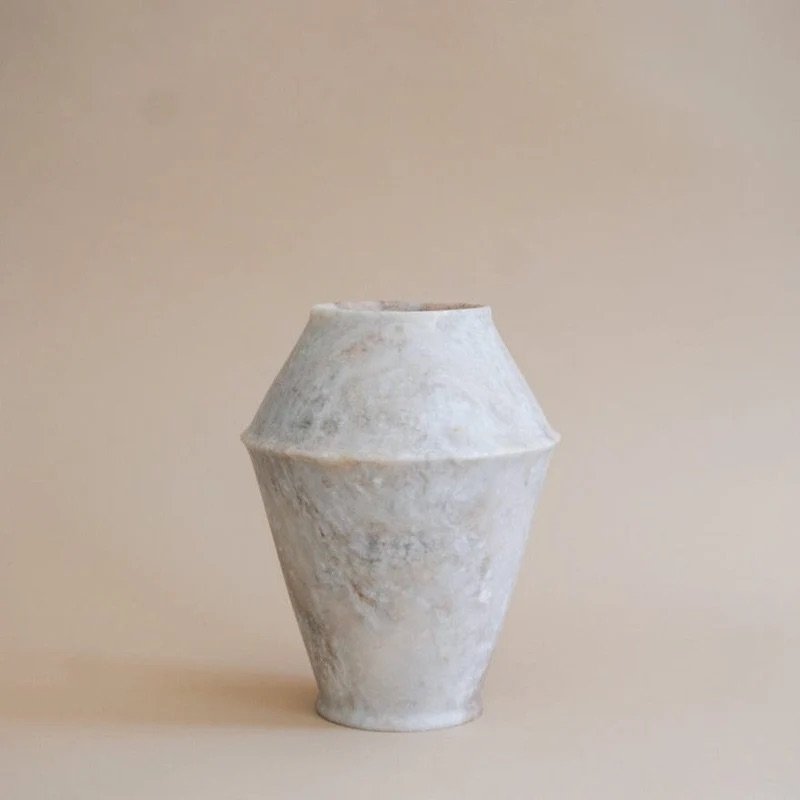 serax-vases-marble-vase-by-kelly-wearstler-41685950562559 2.jpeg
