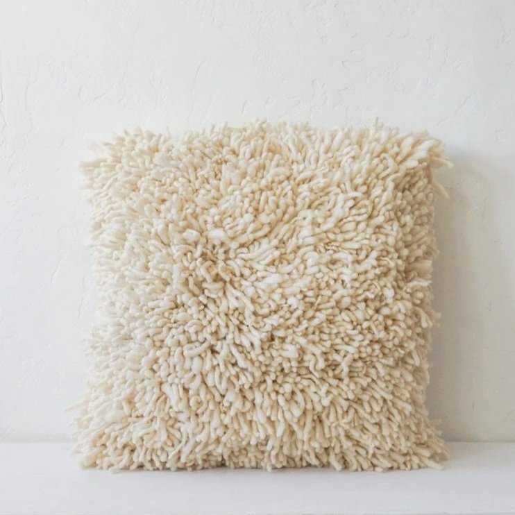 treko-pillows-makun-collection-shaggy-white-pillow-26-x-26-by-treko-39229930864895.jpg
