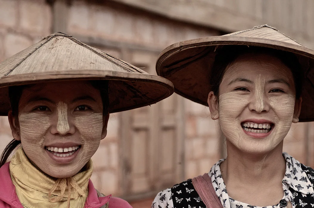 Aye Woon and Lun Meh are only the second generation in their family to use Thanaka. Their mother started using Thanaka at 11-years-old as part of the Shaman's recommendations. She later fed Thanaka liquid to Aye and Lun as babies because the Shaman said it cools down and protects their insides. 
