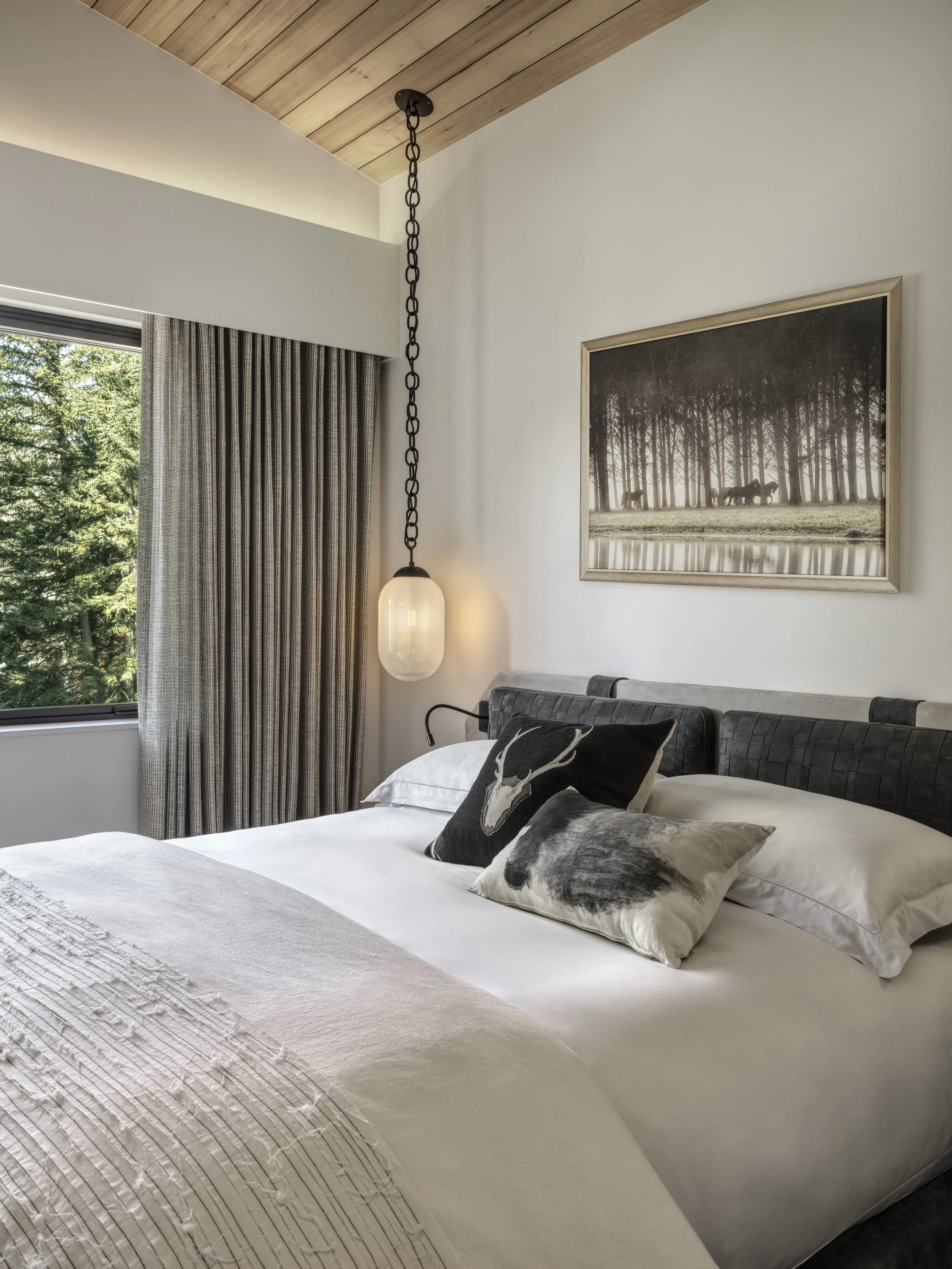West 3rd Floor Guest Bedroom.jpg