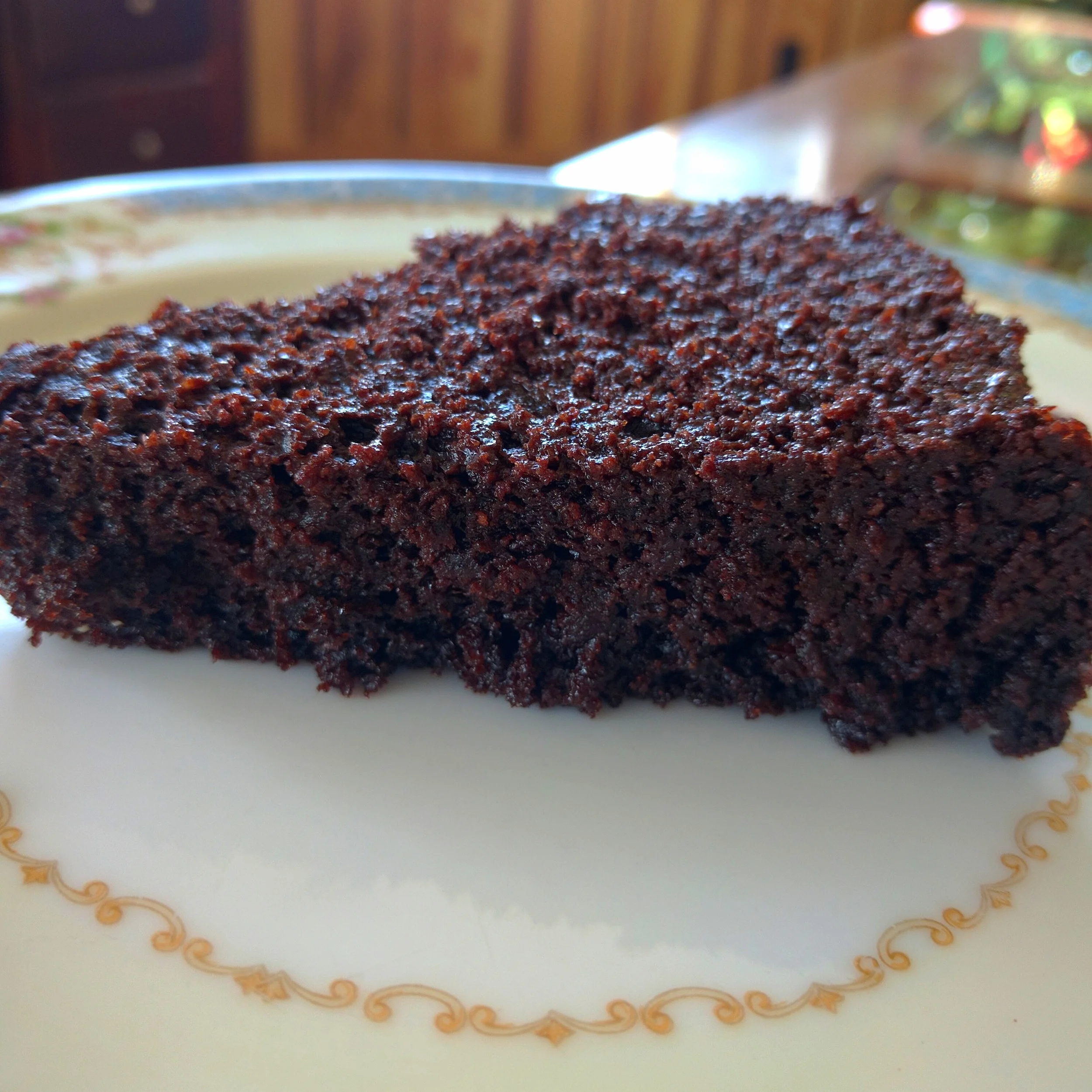 Melt in your mouth Chocolate Cake (Sugar free & Gluten Free + Vegan Option)