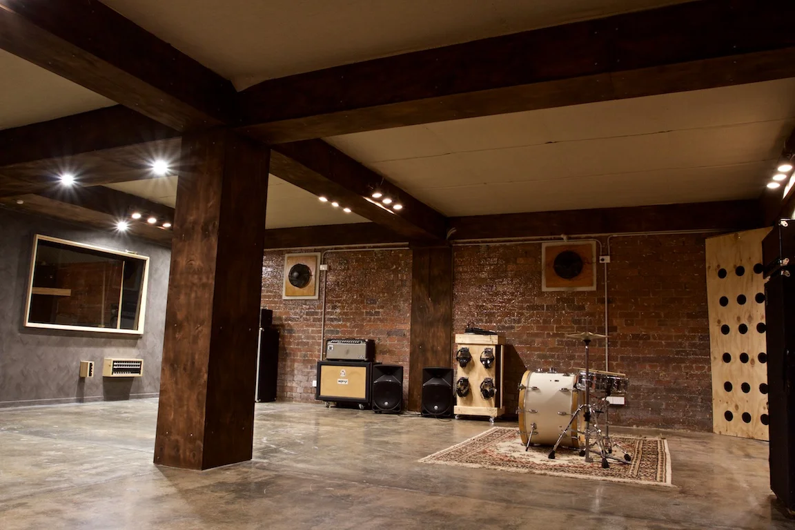 underground audio- 3.jpg