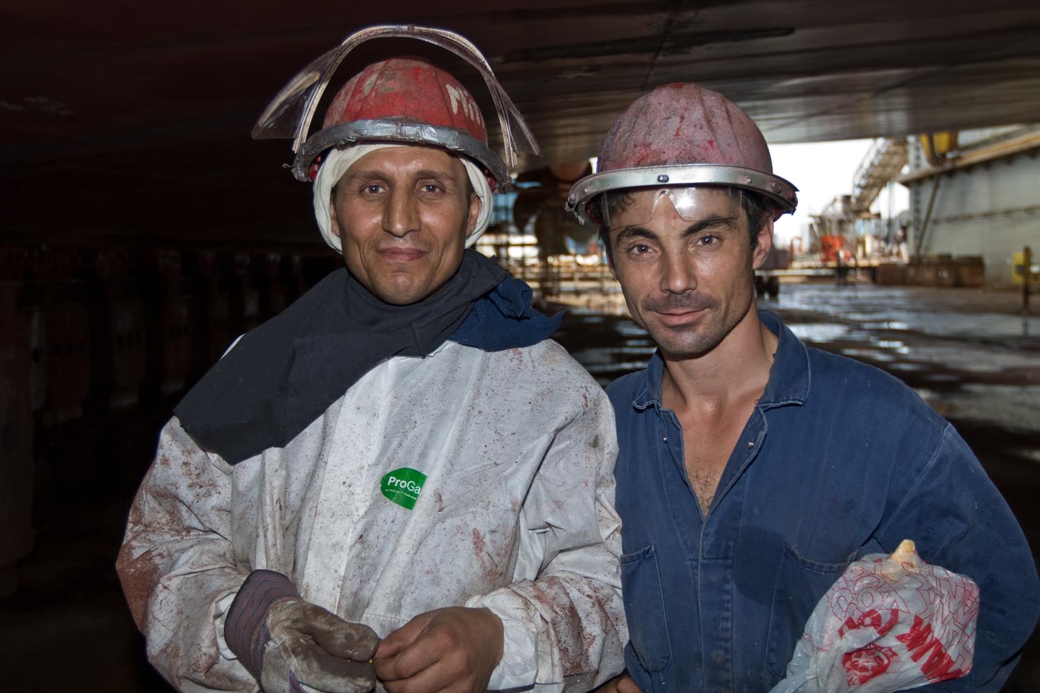  Dry dock workers: Nassau, Bahamas 