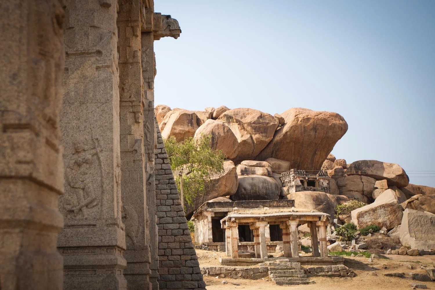  Hampi, Karnataka 