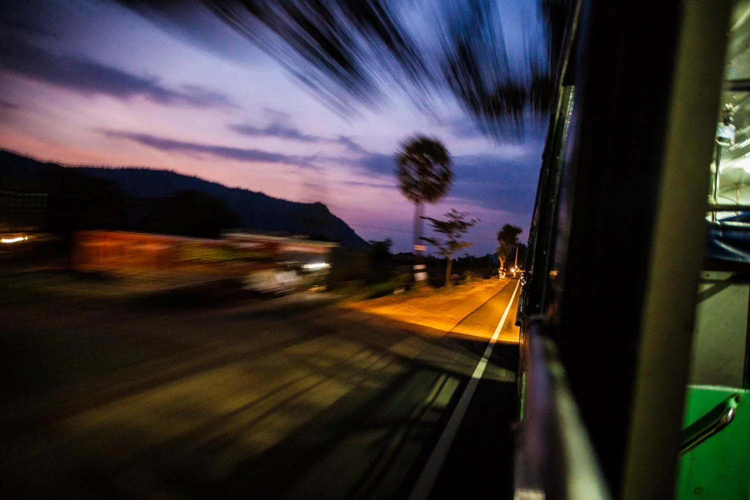  Hakuna Matata: On the bus to Munnar, Kerala 