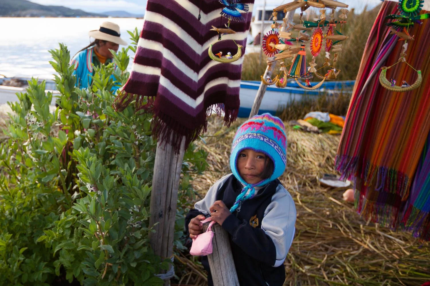  Islas Flotantes de los Uros, Perú 