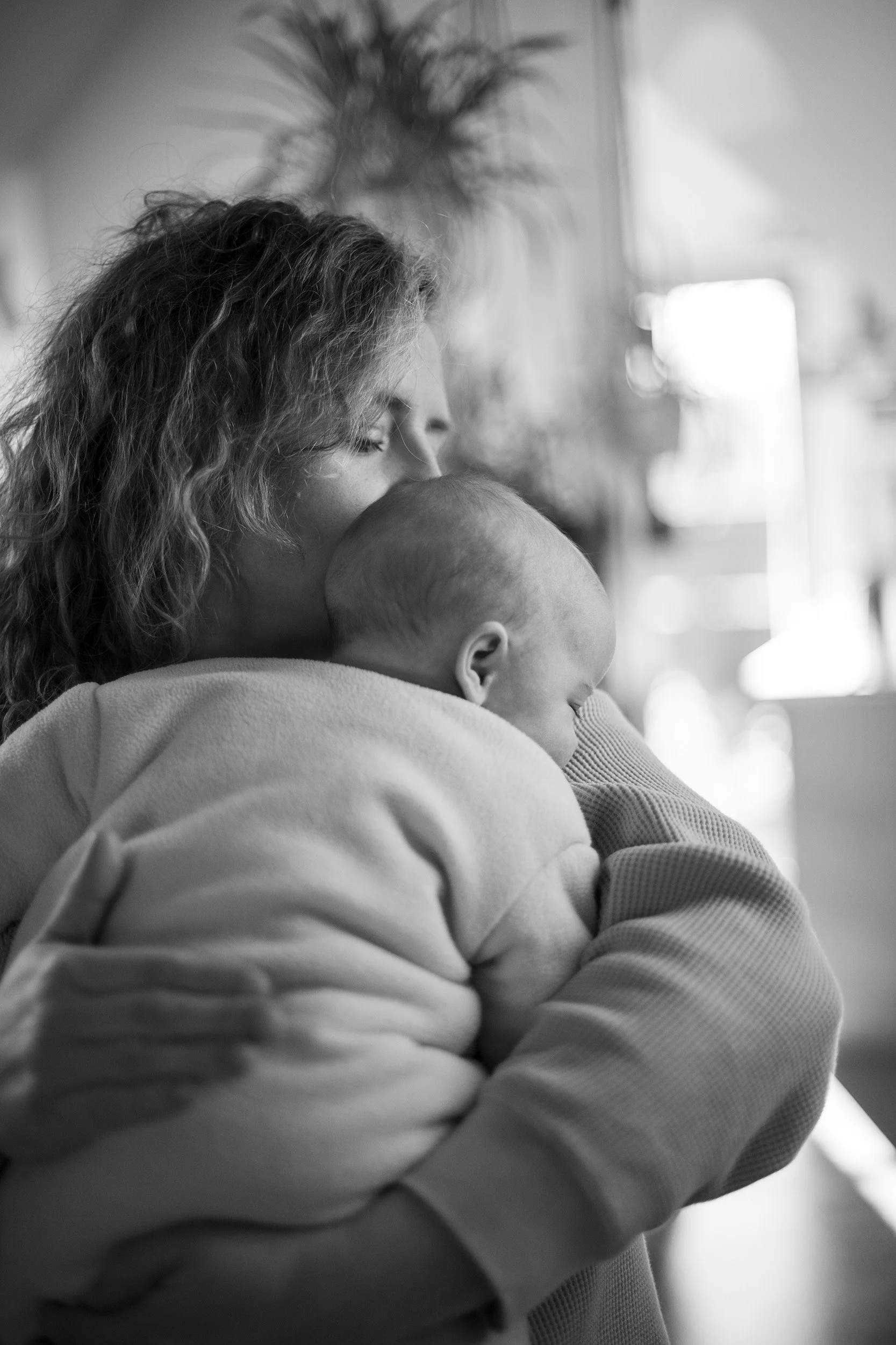 Postpartum_Jessie_BW-7882.jpg