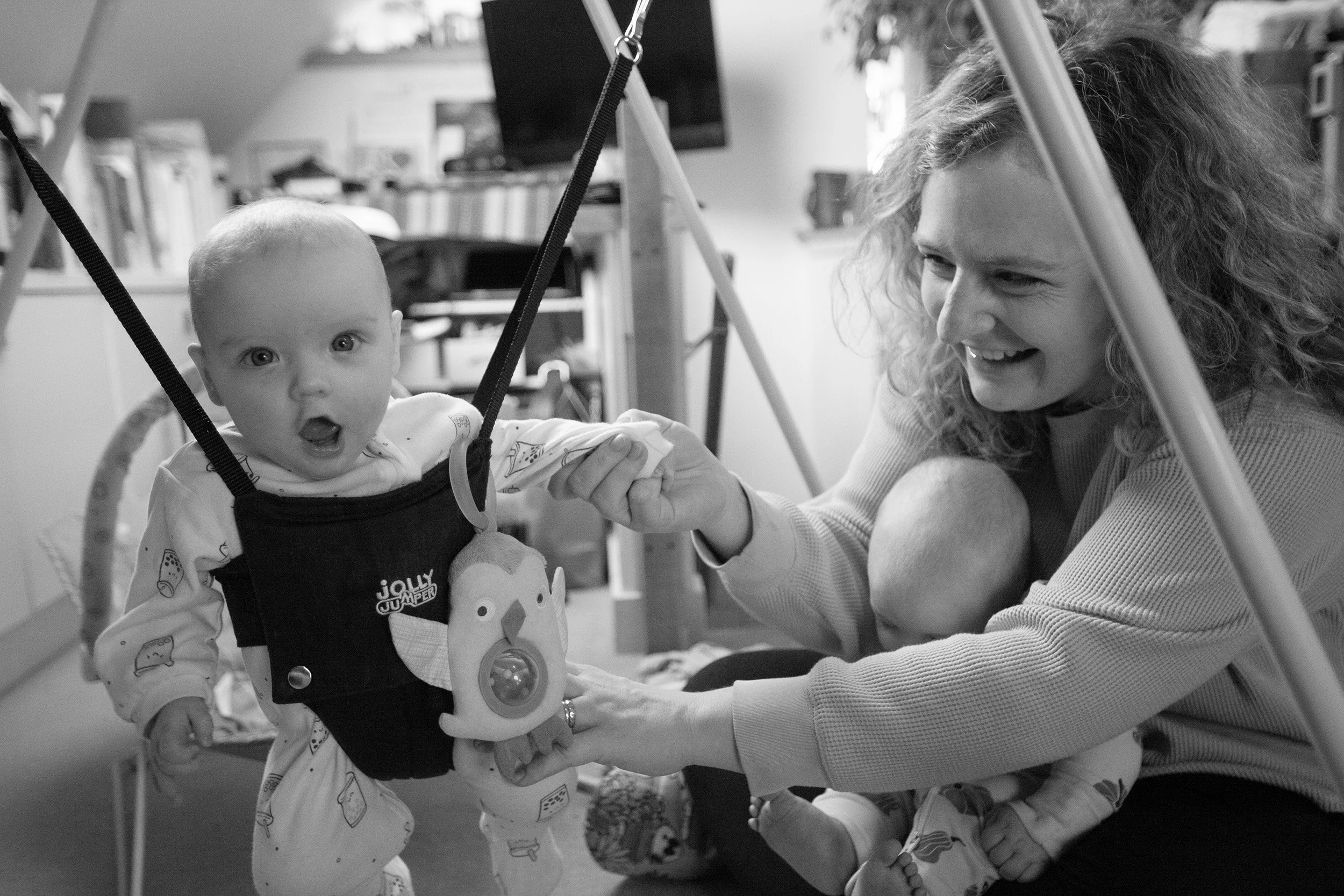 Postpartum_Jessie-7891BW.jpg