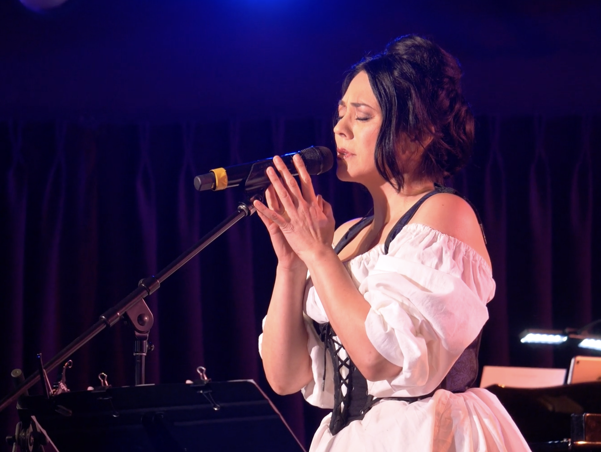 Satomi Hofmann performing original 'Sushi Schnitzel' Cabaret Set at The Green Room 42 ©2024