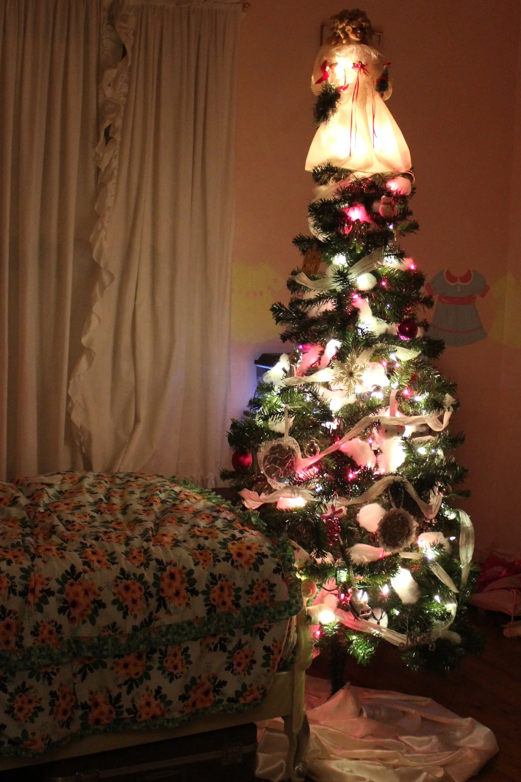 How to Create a Little Girl's Dream Tree