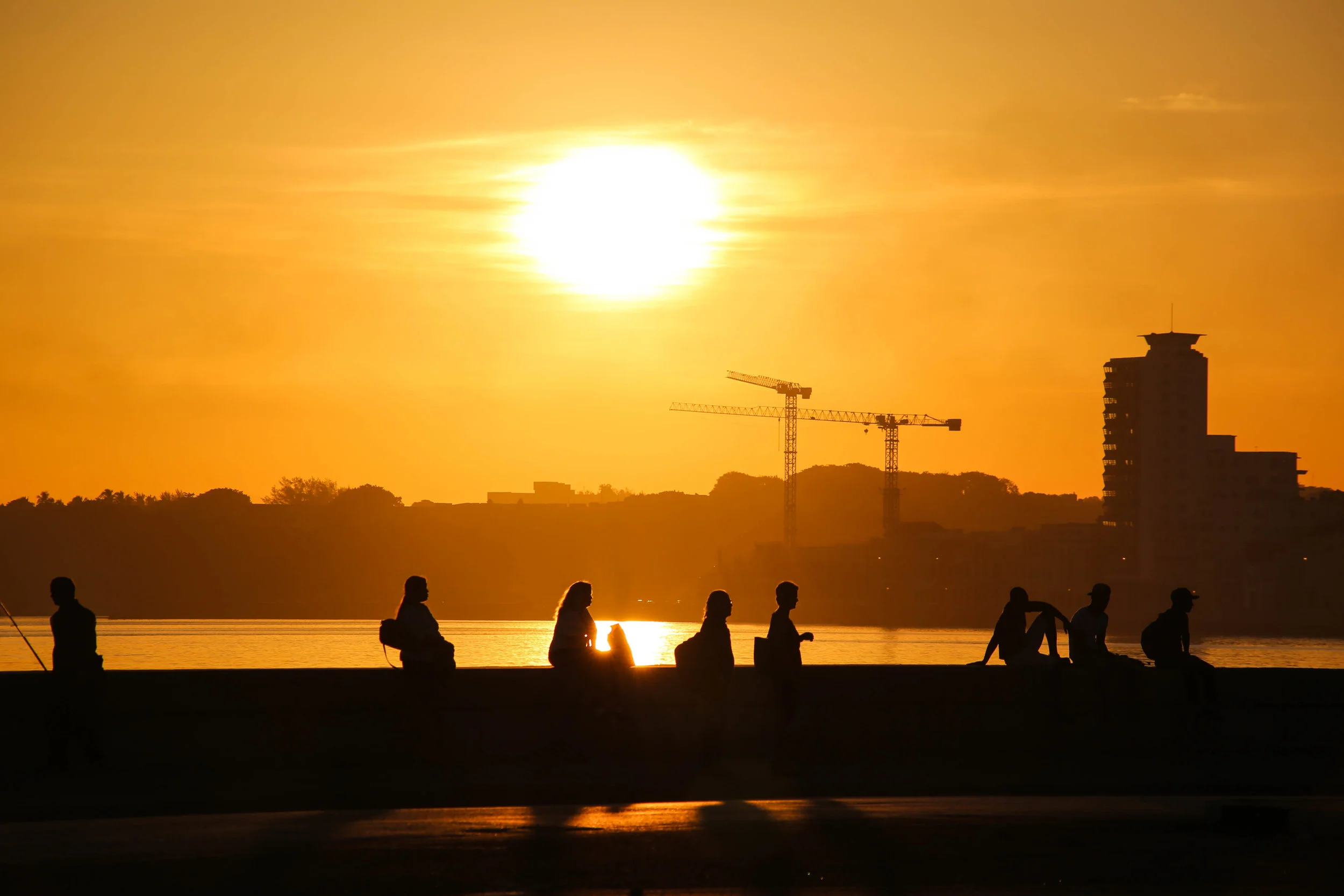 maleconSunrise (1 of 1).jpg