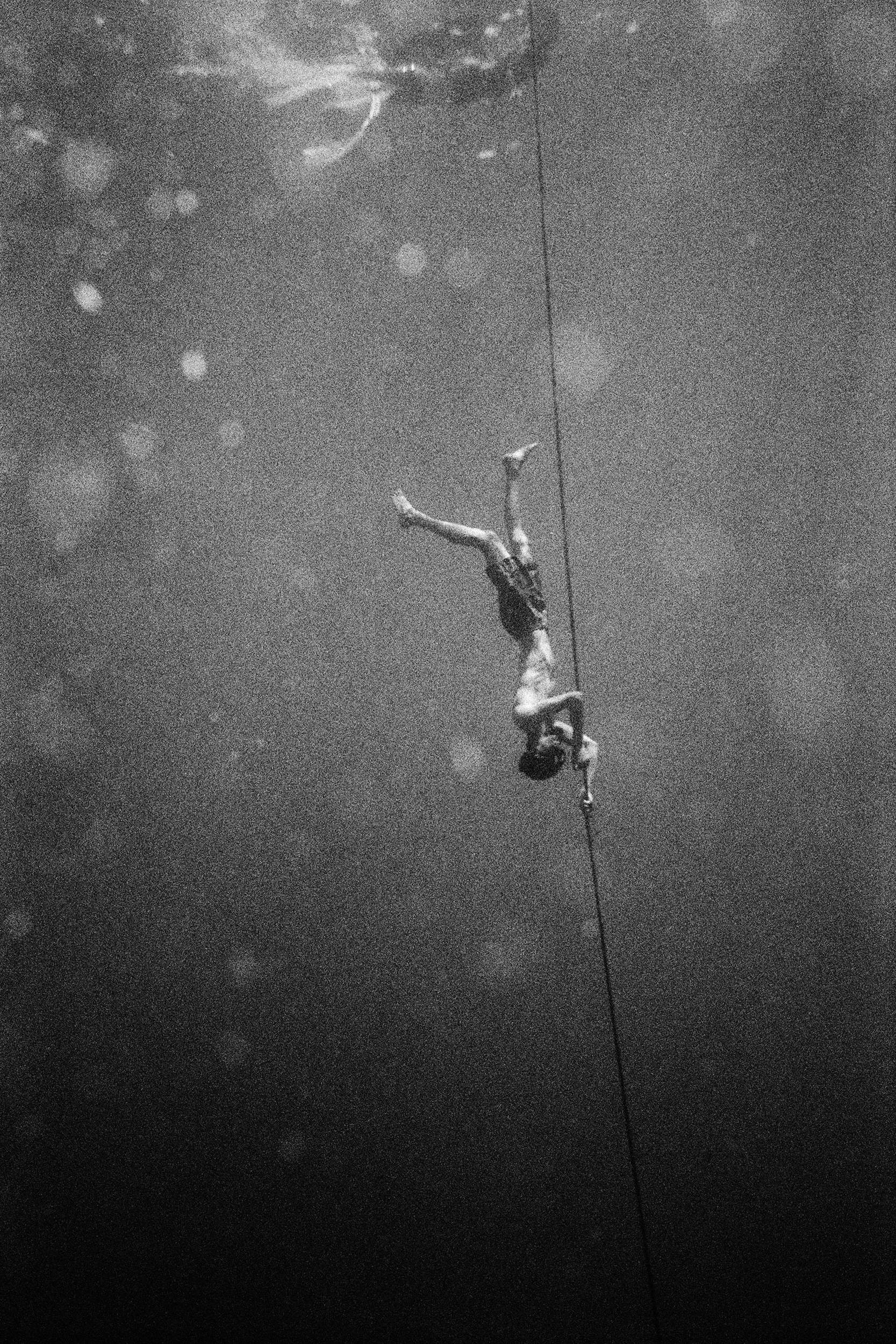 PEDRO_MERGULHO_12_P20_PRBaryta_Gray_120x80 copy.jpg