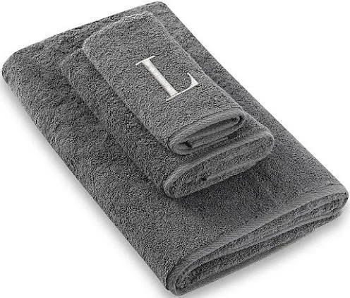 L grey monogram towel.JPG