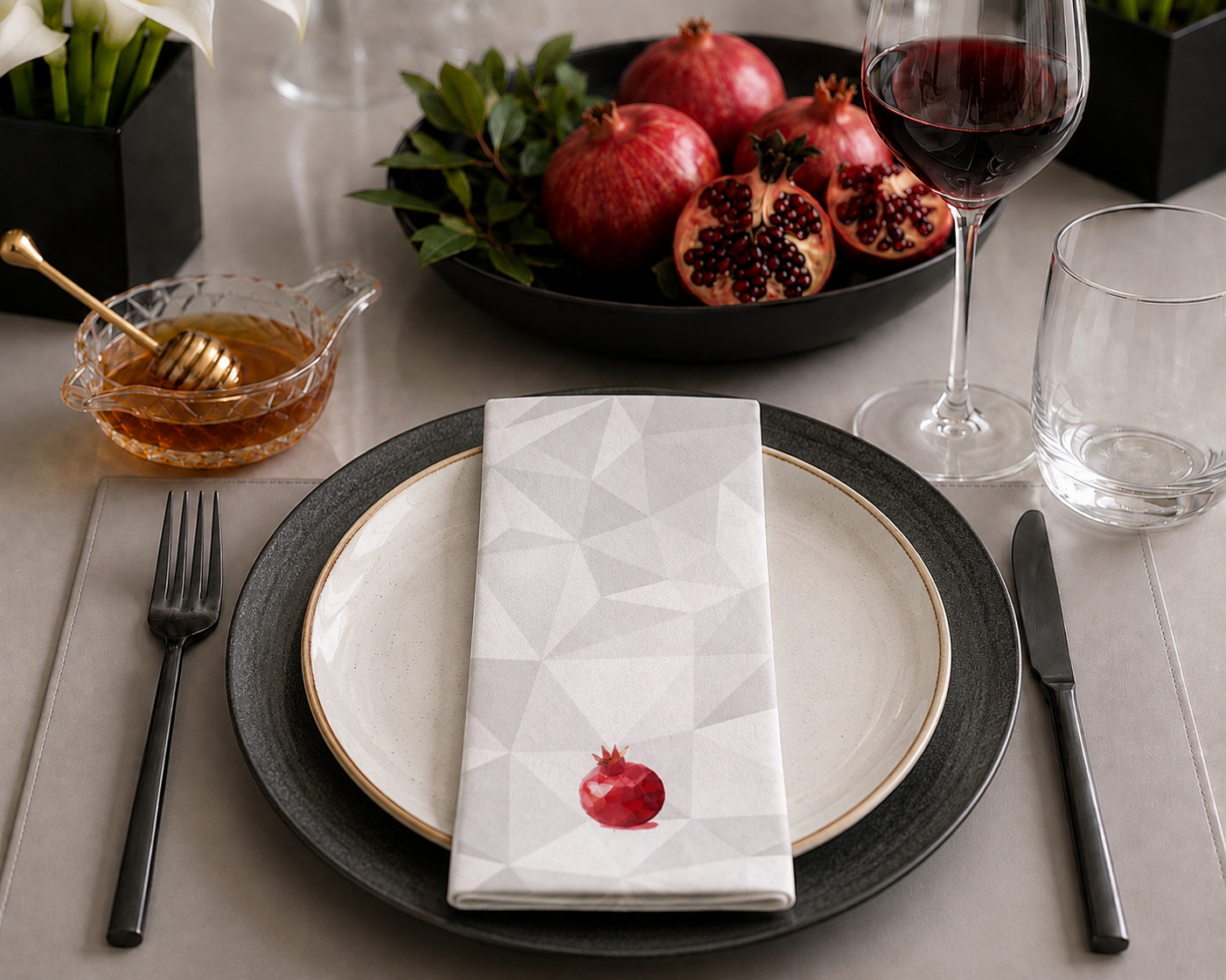Altoona Pixelated Pomegranate Paper Linen-like Guest Towel Napkins