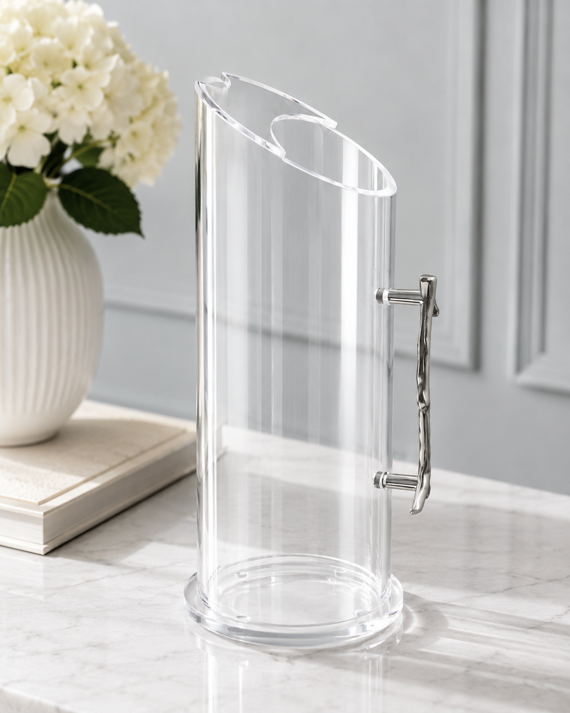 waterdale pitcher silver handle.PNG
