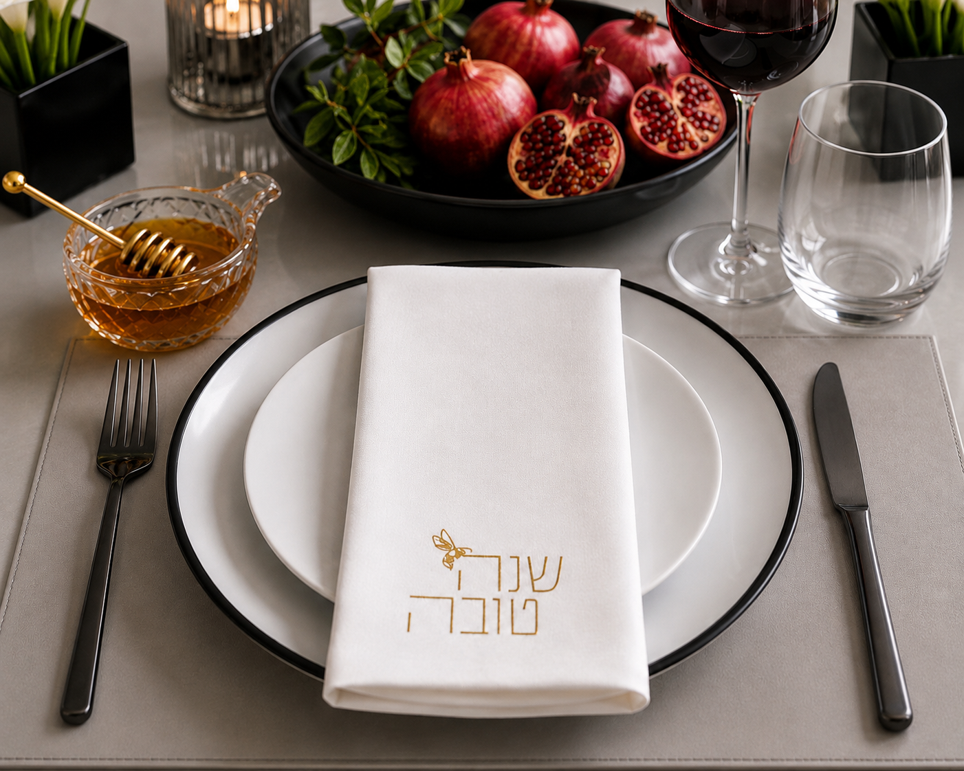 waterdale shana tova napkin tablescape.PNG