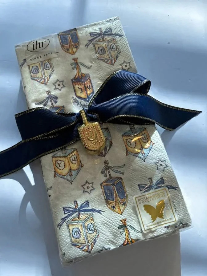 chanukah napkin gift.JPG