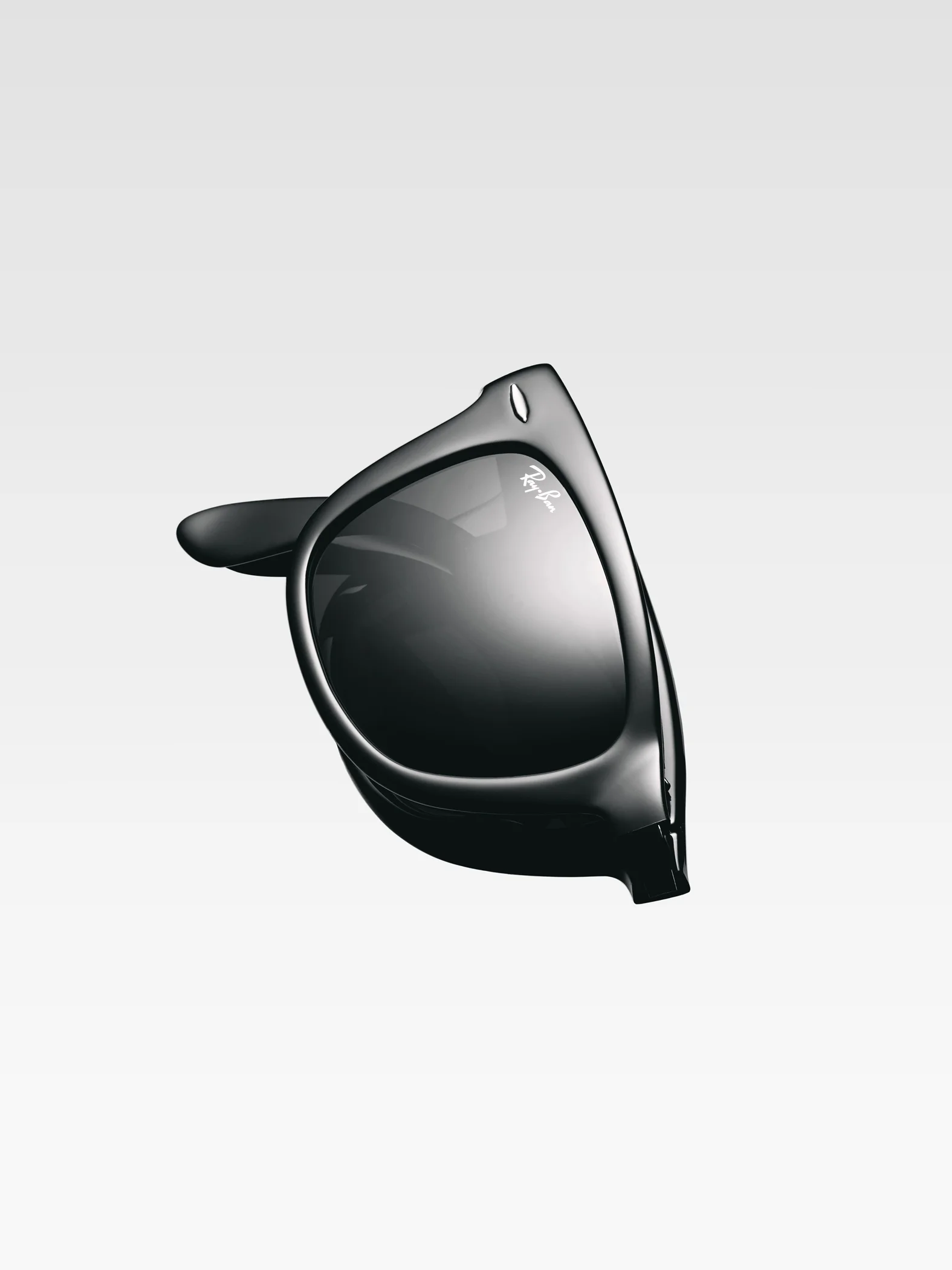 Rayban_V05.jpg