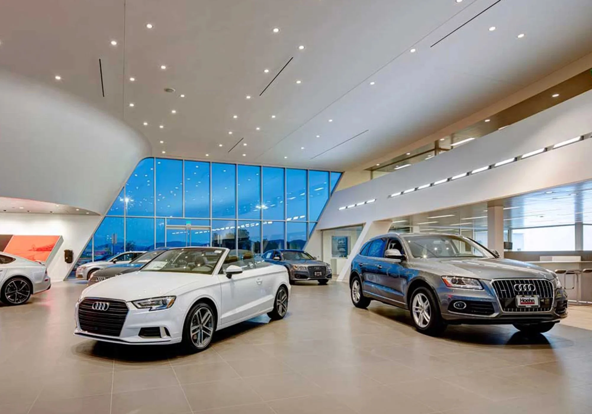 Car-Dealership-Interior-Audi_0802.jpg