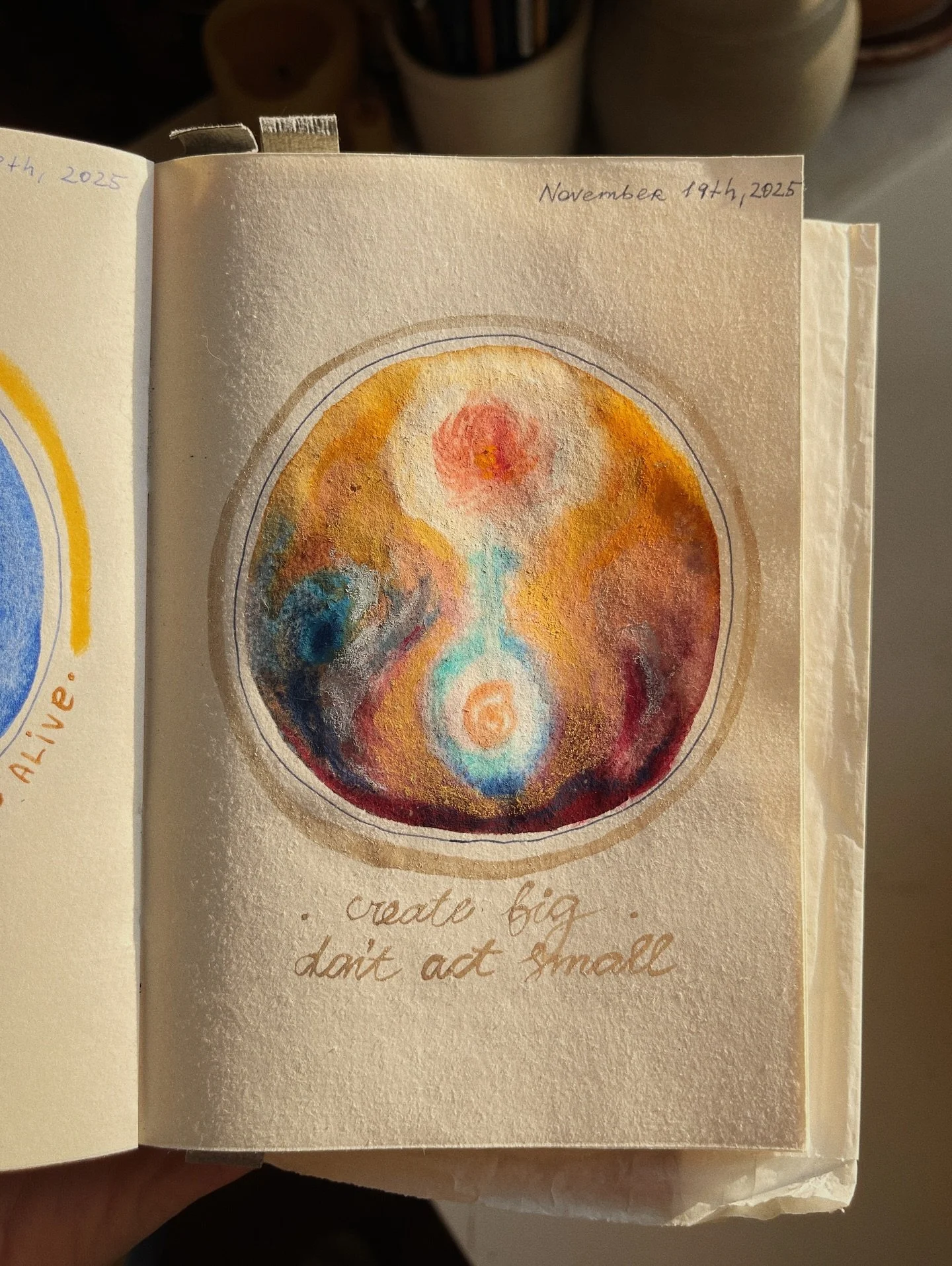 Some October and November ✨
Transitions, reflections, longings, gratitude, dissociation as an escape and undivided awareness as a survival &hearts;︎

I haven't sat at my easel for months but this sweet little practice is like a golden jar of honey th