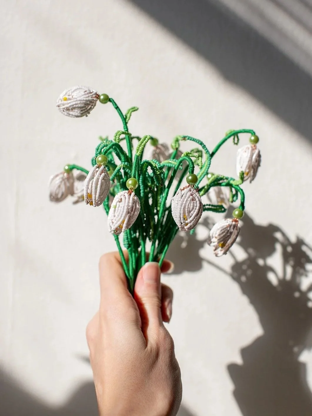 snowdrop-bouquet-handmade-beaded-flower-sculpture-2.jpg