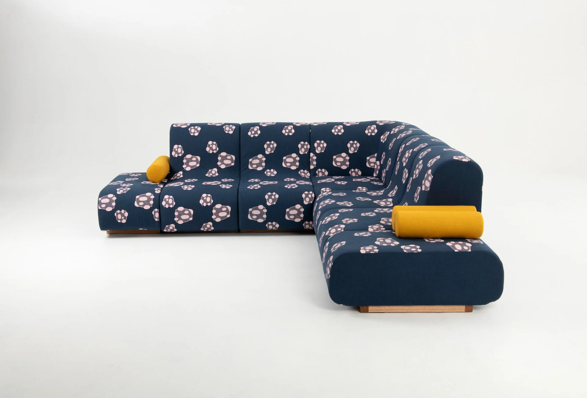 Ludere Sofa - textile design (Copy)