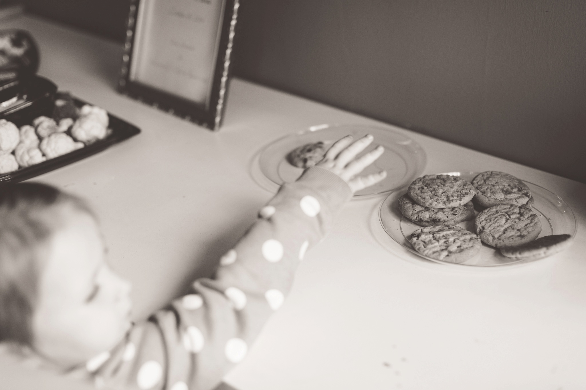 sneaking-a-cookie