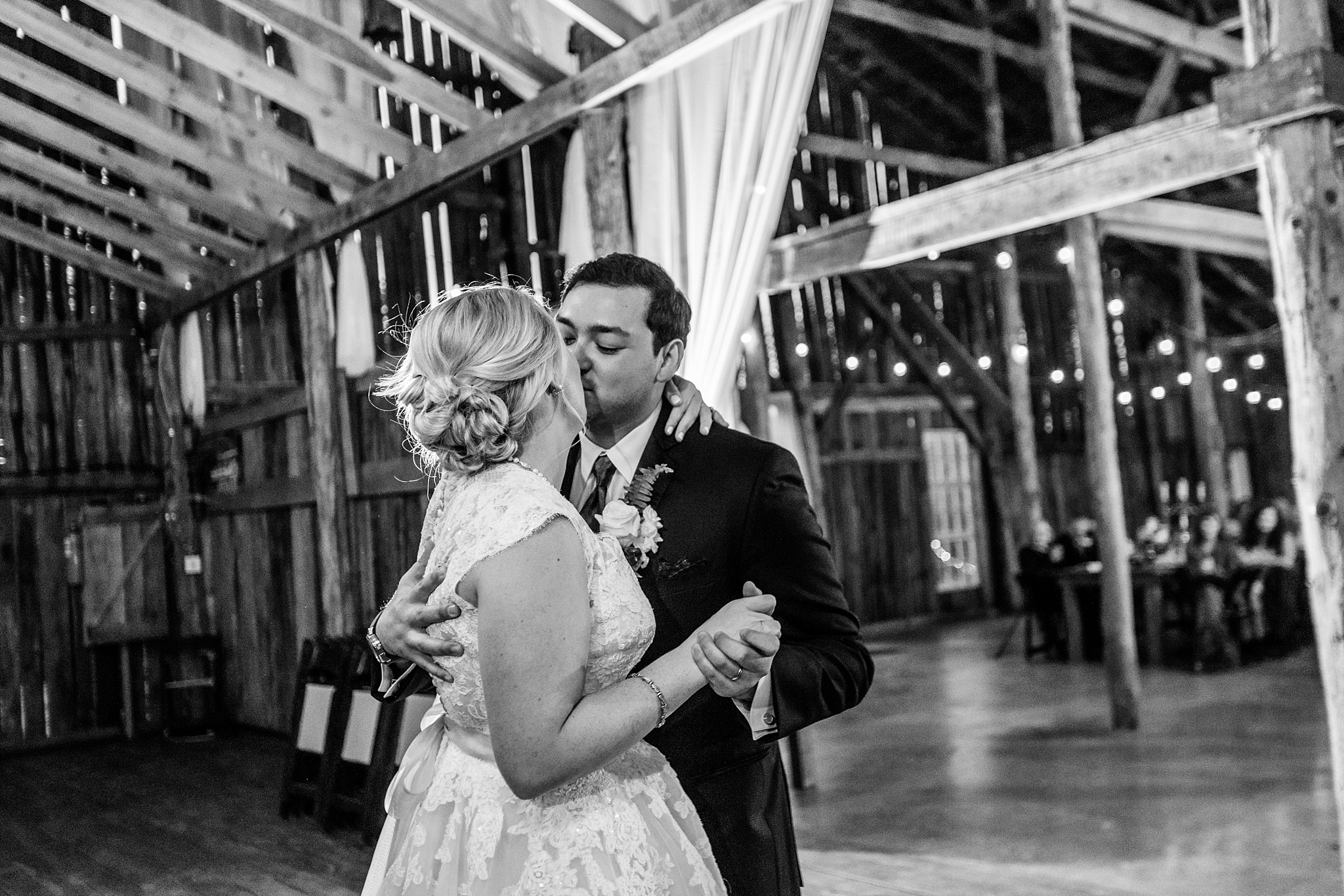meadow-hill-farm-tn-first-dance.jpg