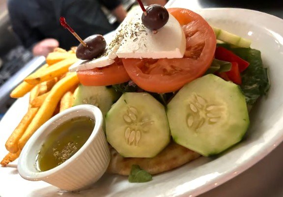 Vegetarian Greek Salad Pita