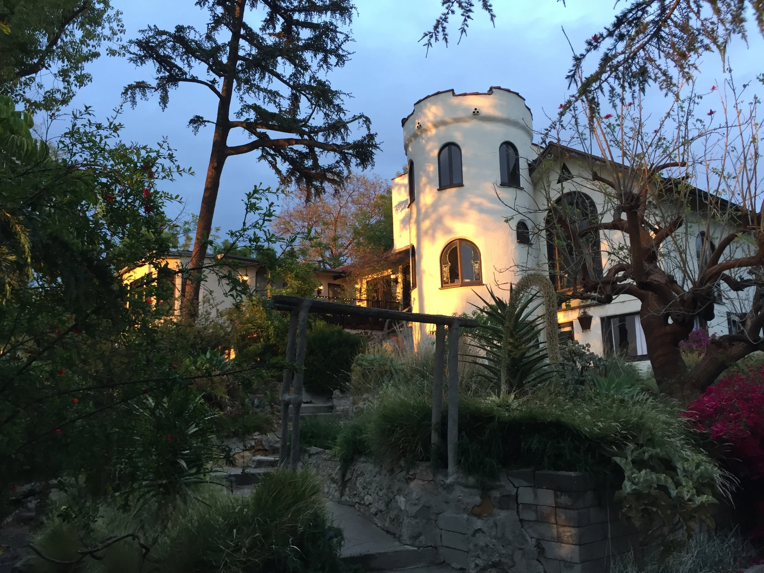 Our beautiful Silver Lake hills location
