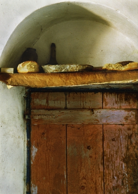 Dimitri's Farm/bread shelf, 1998-2015, archival digital print, 13.5 x 9.75"