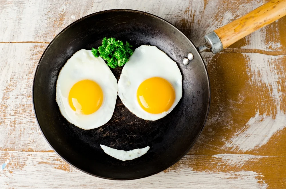 Happy eggs shutterstock_250739302.jpg