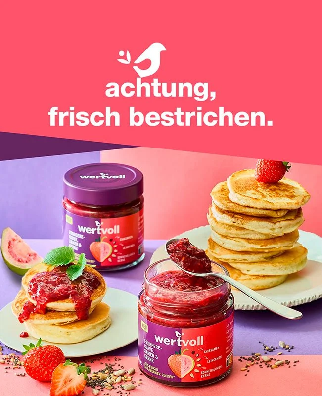 46_Advertising_UHolsten.jpg