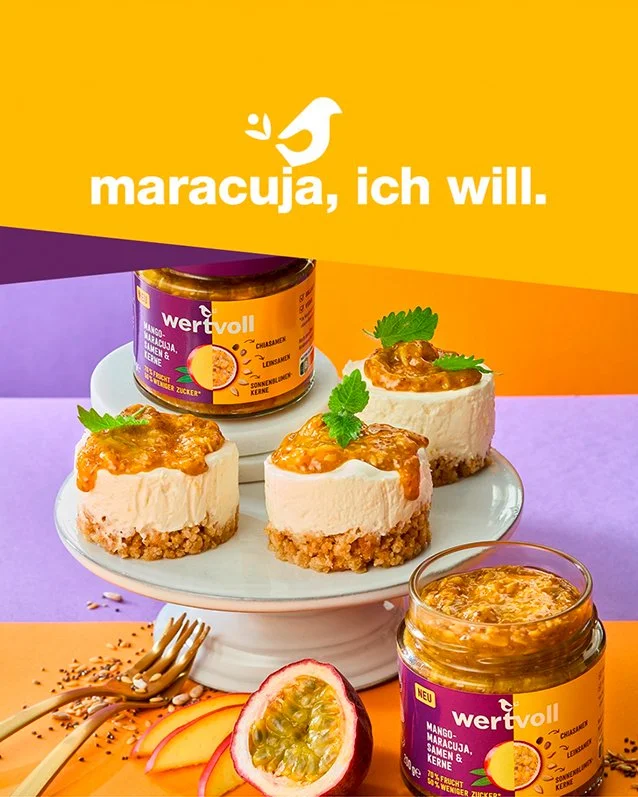 44_Advertising_UHolsten.jpg
