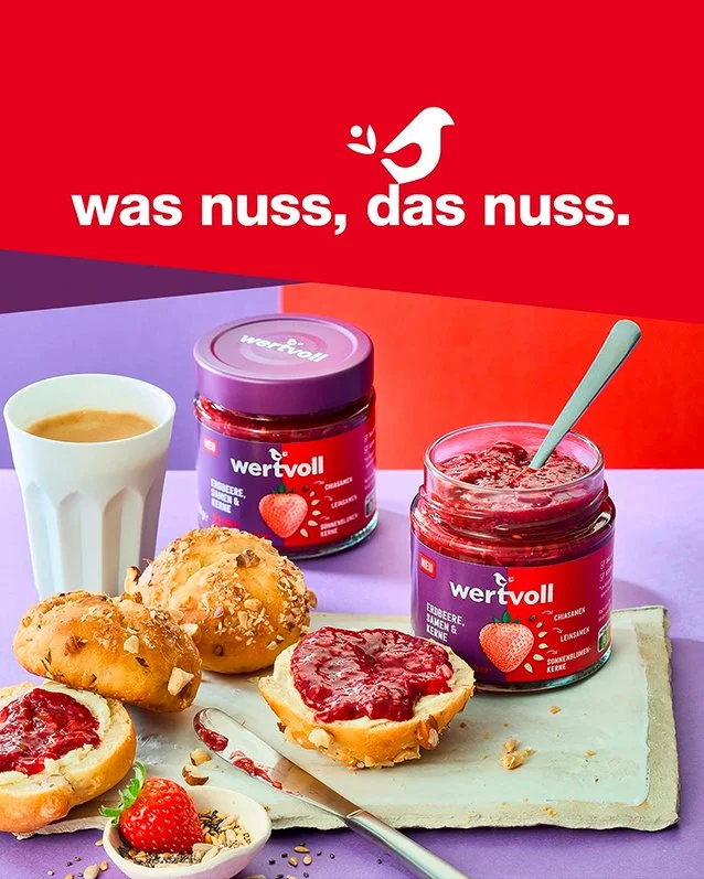 45_Advertising_UHolsten.jpg
