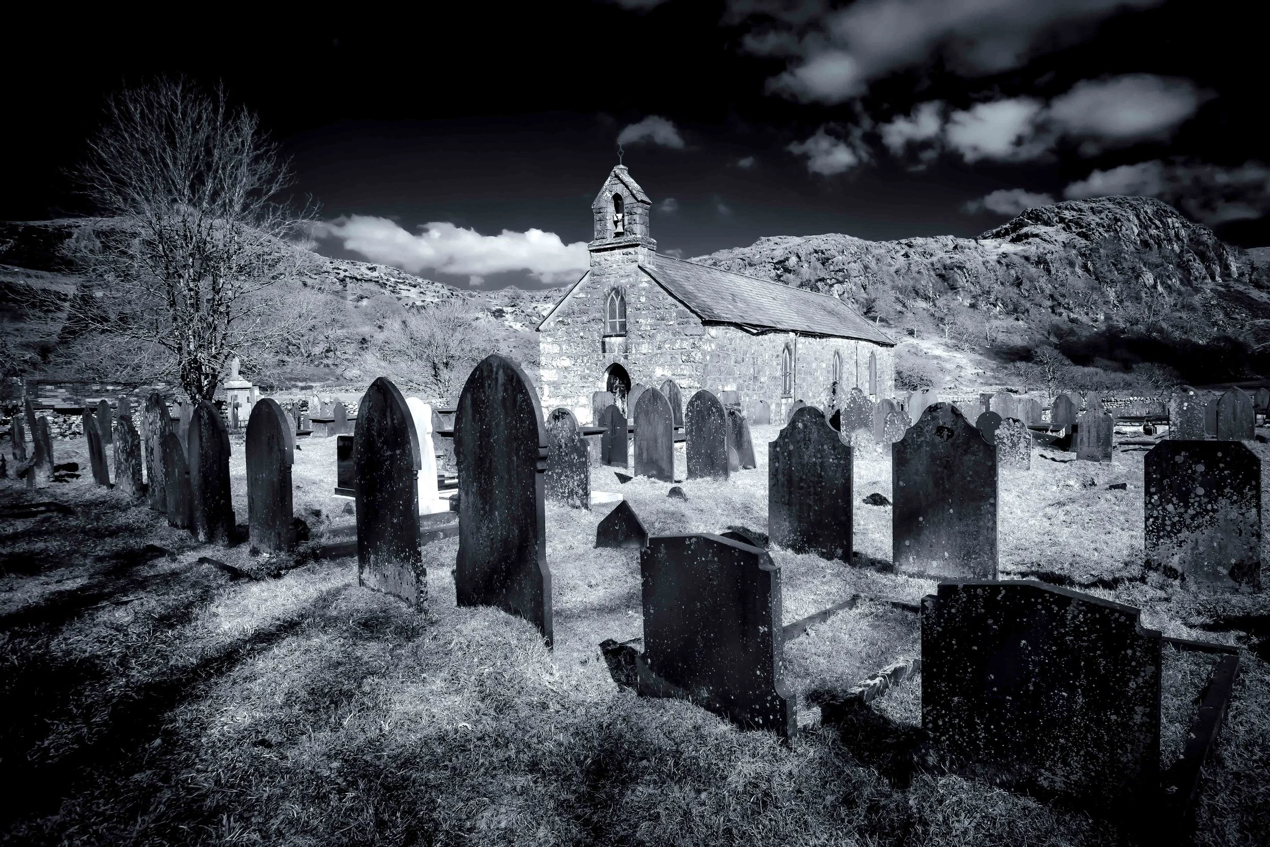 Llanfiangel y Pennant