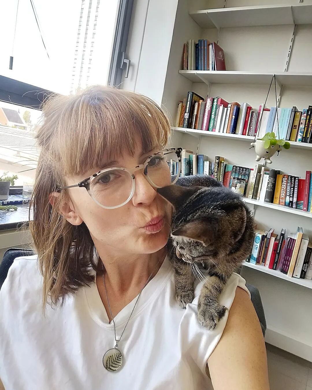 Just me and my office cat, no big deal 😻

#pippinthebold #kitten #kitty #cat #catlover #crazycatlady #catlady #officecat #office #work #pets #fosterkitten #fostercat #adoptdontshop #dierenasielgent #gent #officepet #pet #foster