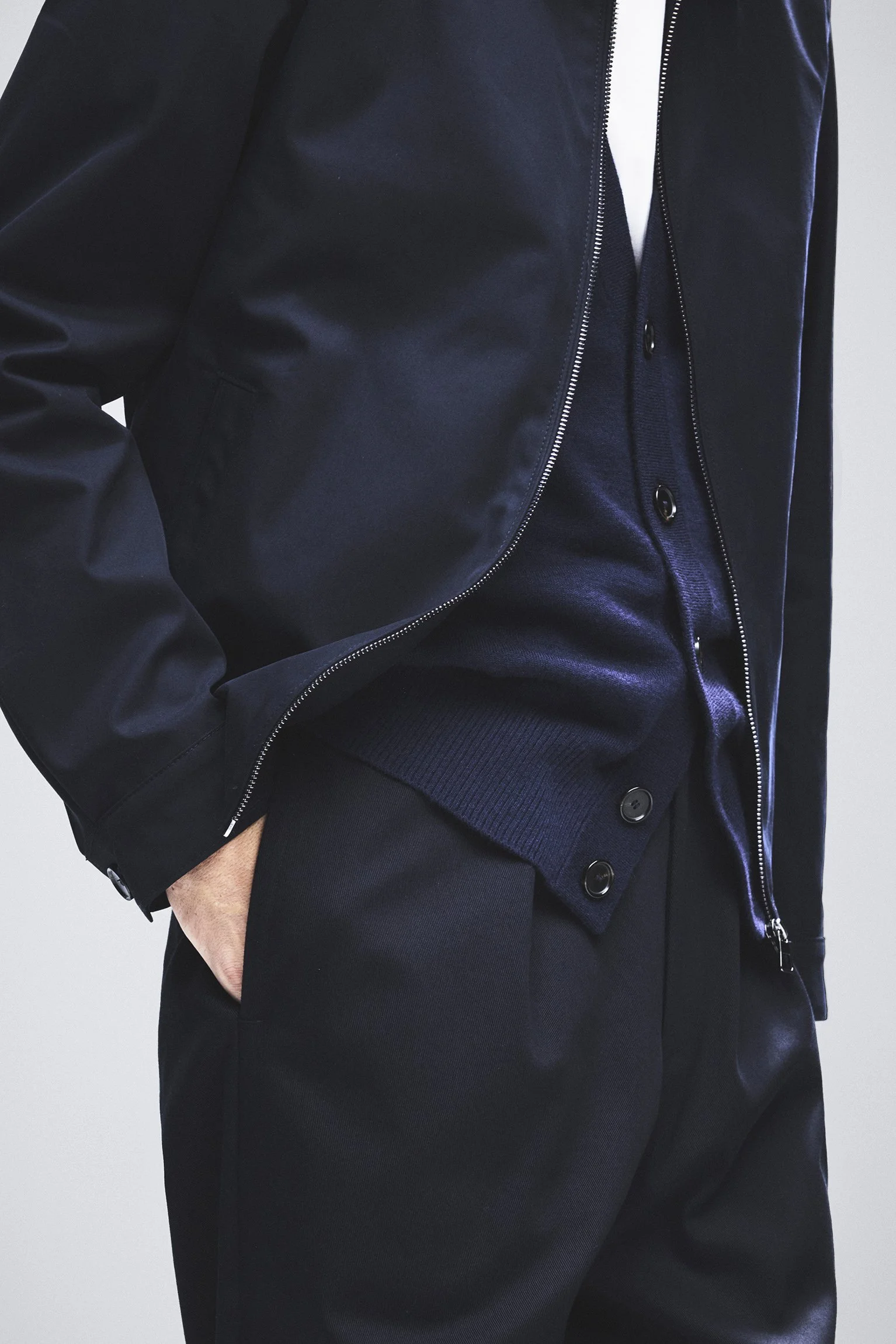 Hugo Boss_Studio_05_0876_B.jpg