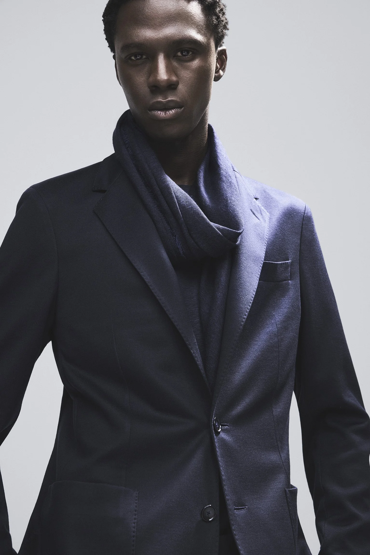 Hugo Boss_Studio_02_0399_B.jpg
