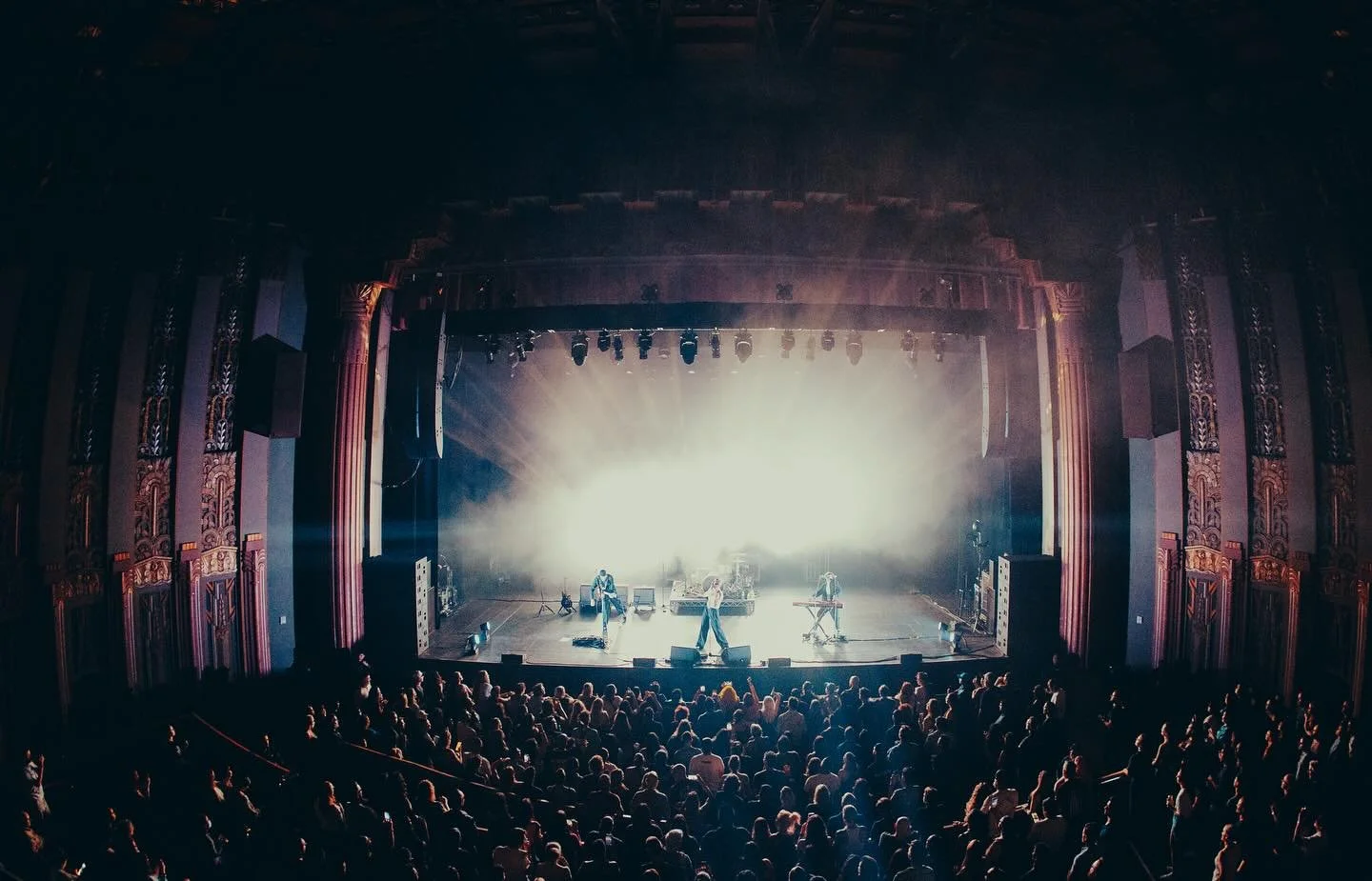 Last night in LA! 📸: @aubreeestrella