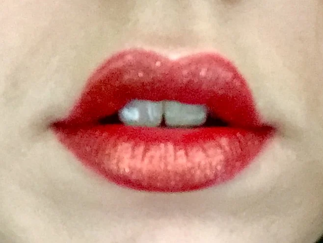 Kat Von D: Glimmer Veil