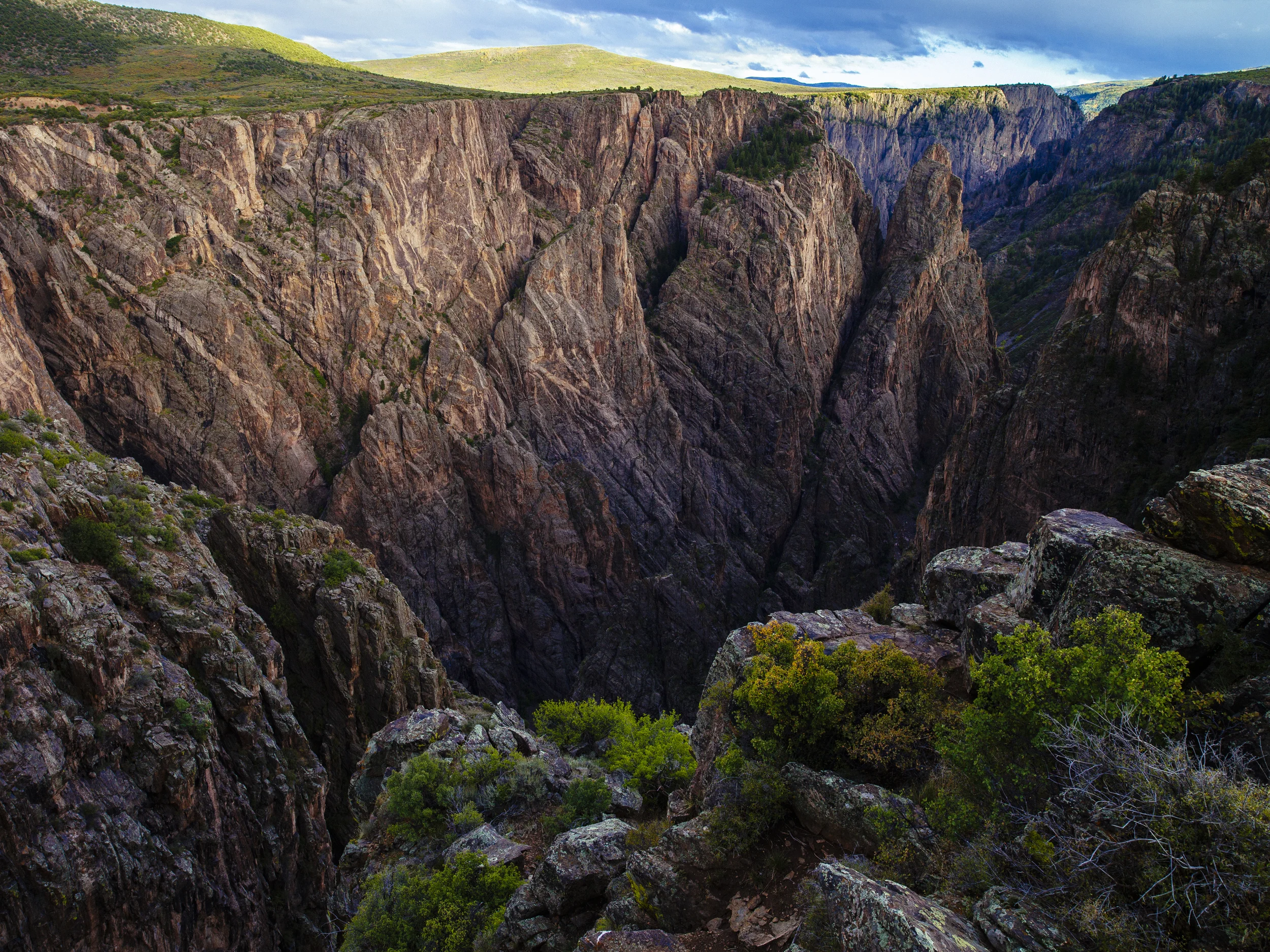 The Immense Beauty Of Black Canyon - © Jonathan Urrutia