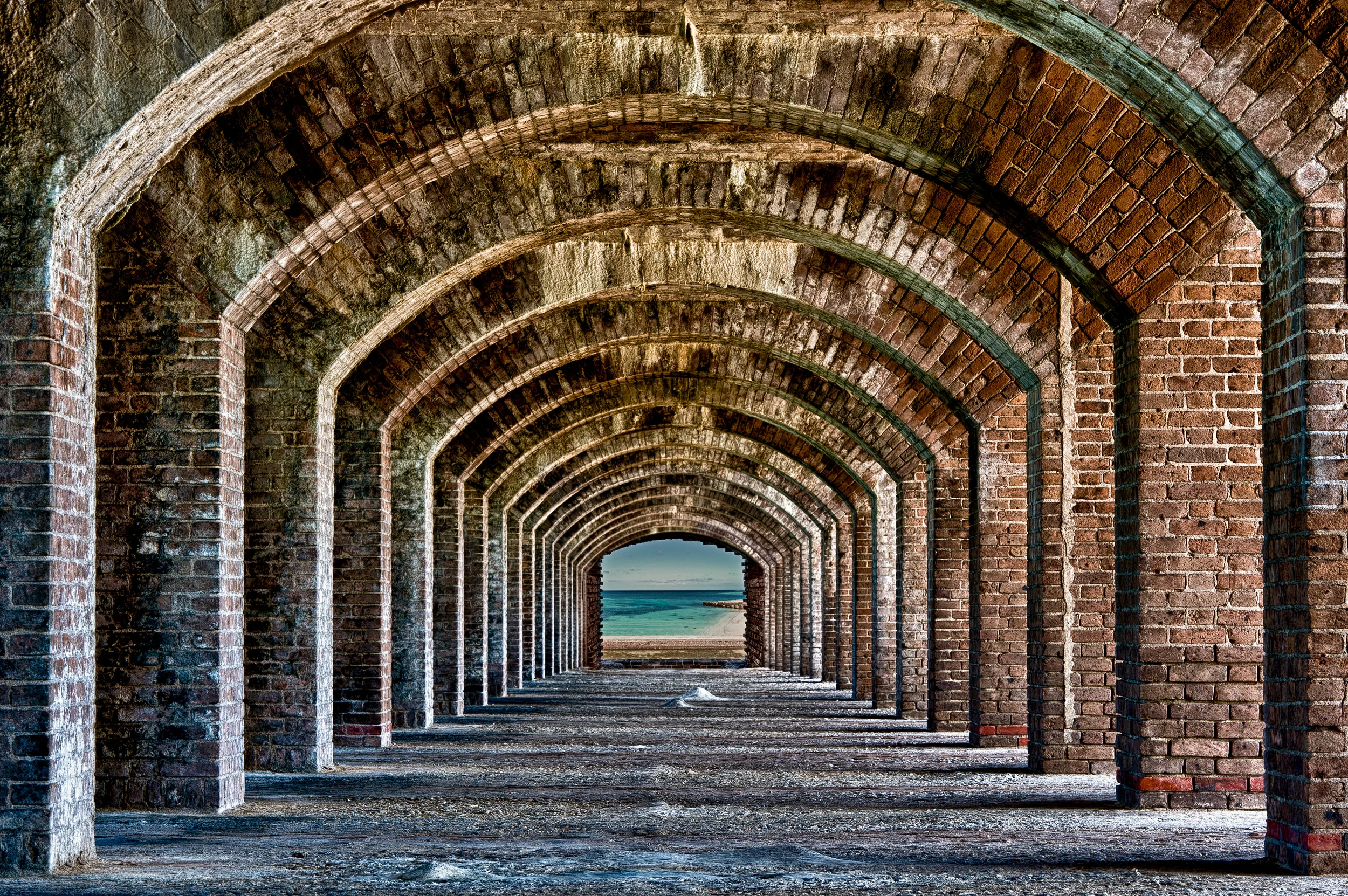  arches to the ocean at fort jefferson – (PHOTO: Nagel Photography/SHUTTERSTOCK)